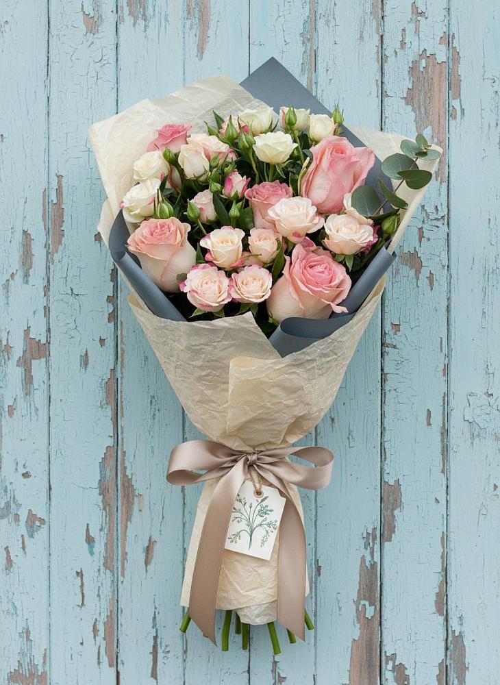 Букет цветов из: Розы в Березник