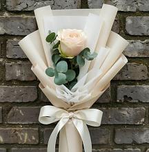 Букет цветов из:  Розы в Березник