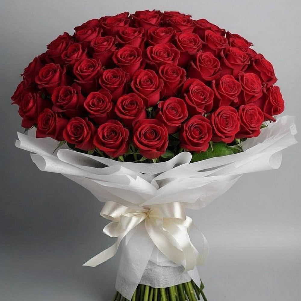 Букет 101 Красная роза Блэк Мэджик в Березник