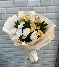 Букет цветов из:  Розы и Хризантемы в Березник