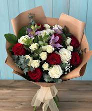 Букет цветов из:  Розы и Альстромерии в Березник