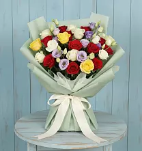 Букет цветов из:  Розы в Березник