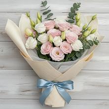 Букет цветов из:  Лизиантусы в Березник