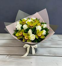 Букет цветов из:  Орхидеи и Розы в Березник