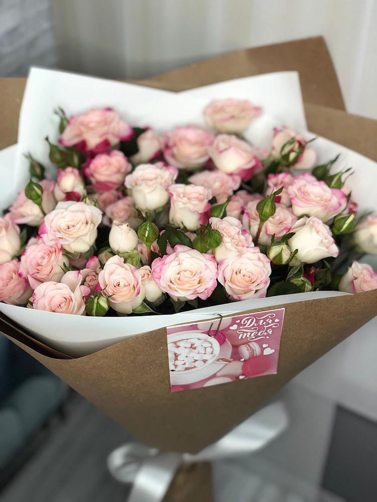 Букет цветов из: Розы в Березник