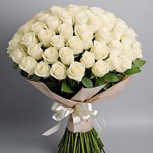 Букет 101 беля роза Белоснежка в Березник