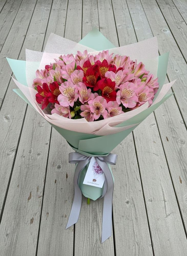 Букет цветов из: Альстромерии в Березник