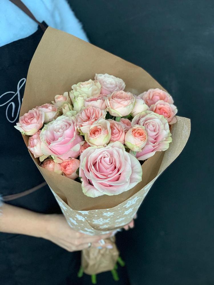 Букет цветов из: Хризантемы и Розы в Березник