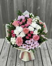Букет цветов из:  Альстромерии, Гвоздики, Розы и Хризантемы #REPLACE_PRED# Березник