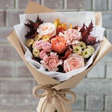Букет цветов из:  Гвоздики, Хризантемы и Розы в Березник
