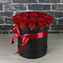 Цветочная композиция из Розы в шляпной коробке в Березник