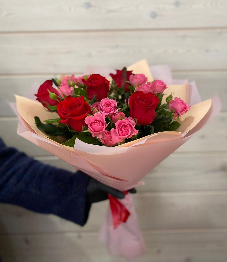 Букет цветов из: Розы в Березник