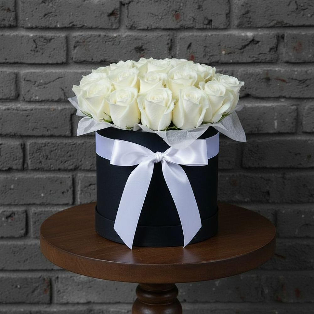 Цветочная композиция из Розы в шляпной коробке в Березник