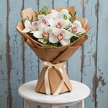 Букет цветов из:  Орхидеи и Розы #REPLACE_PRED# Березник