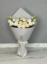 Букет цветов из:  Розы и Лизиантусы в Березник